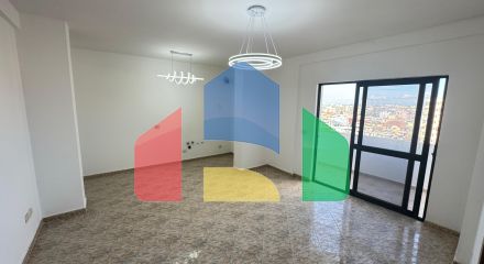 2+1 с балконом, р-н Пляж возле школы, 95 м.кв