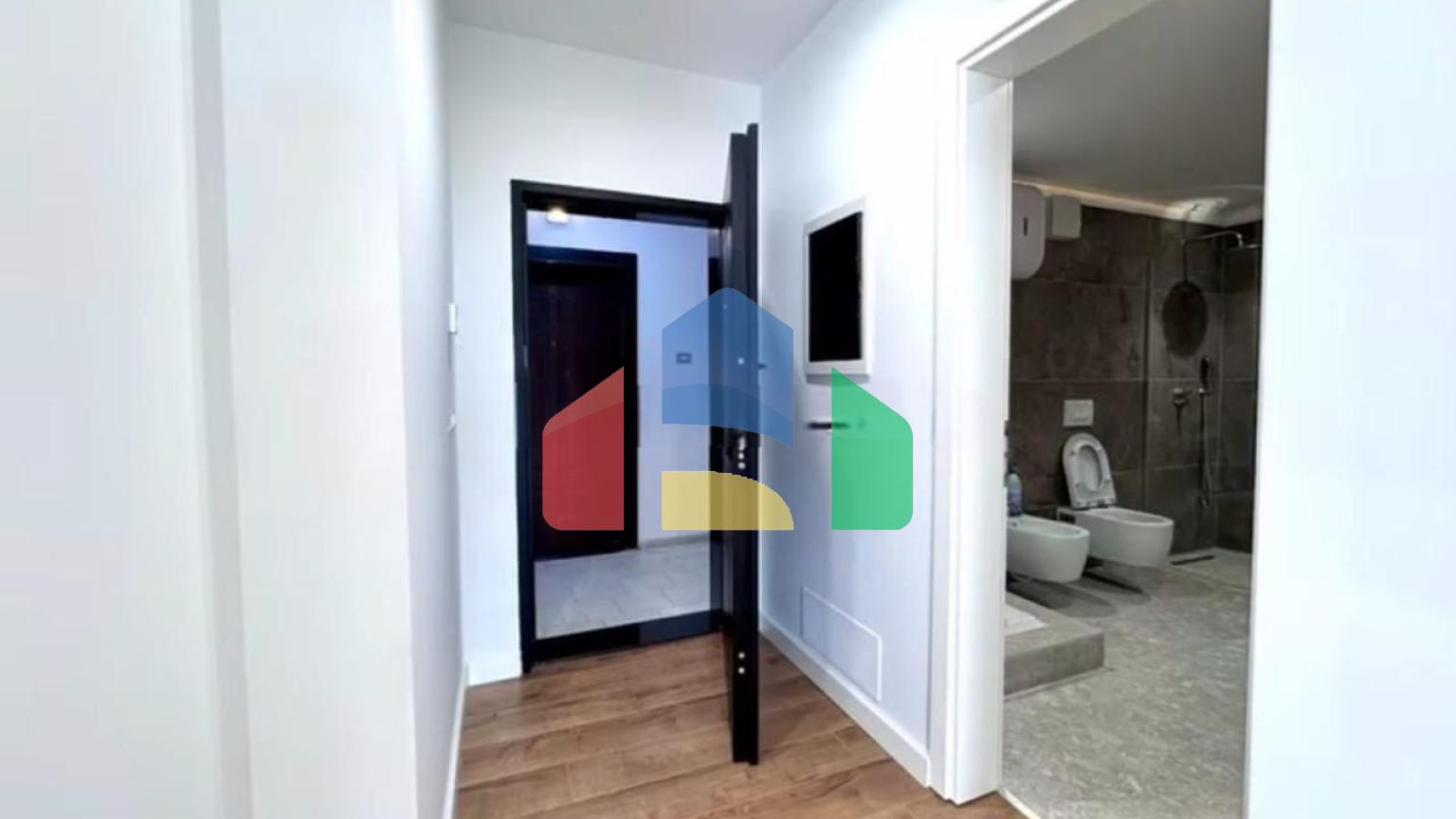 3+1 с терассой, р-н Пляж, 150 м.кв