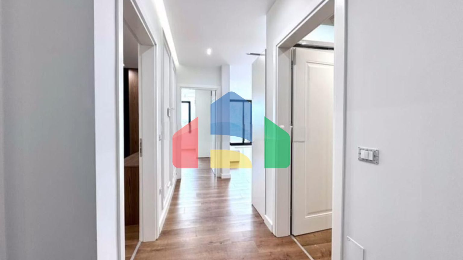 3+1 с терассой, р-н Пляж, 150 м.кв