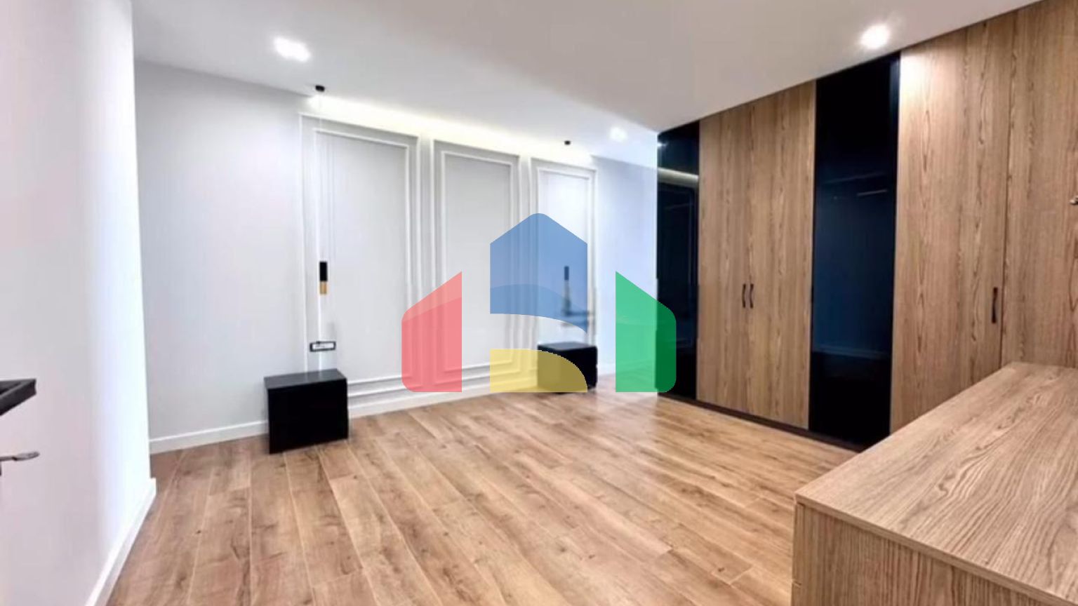 3+1 с терассой, р-н Пляж, 150 м.кв