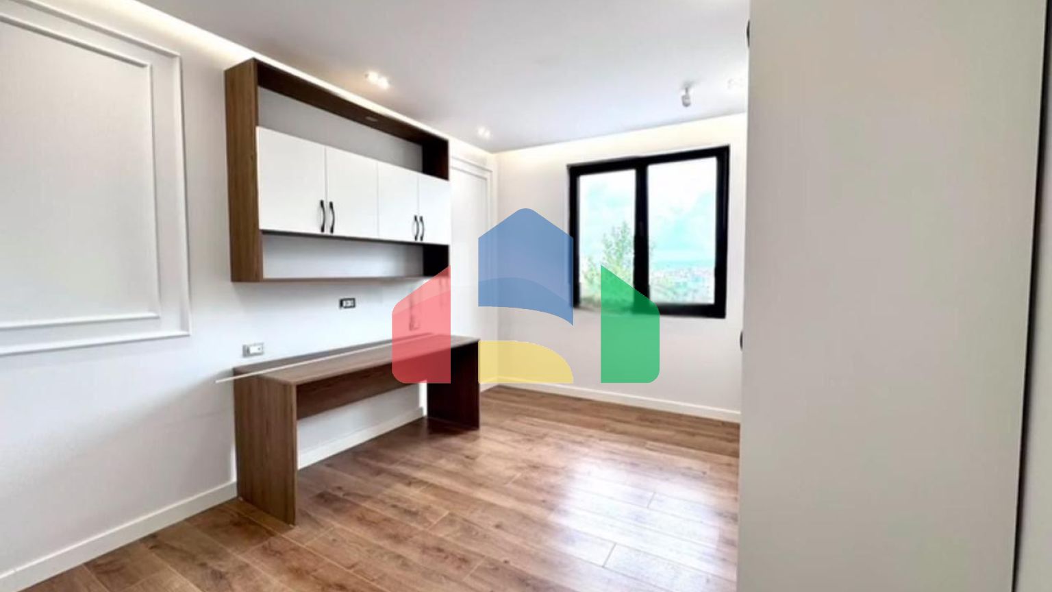 3+1 с терассой, р-н Пляж, 150 м.кв