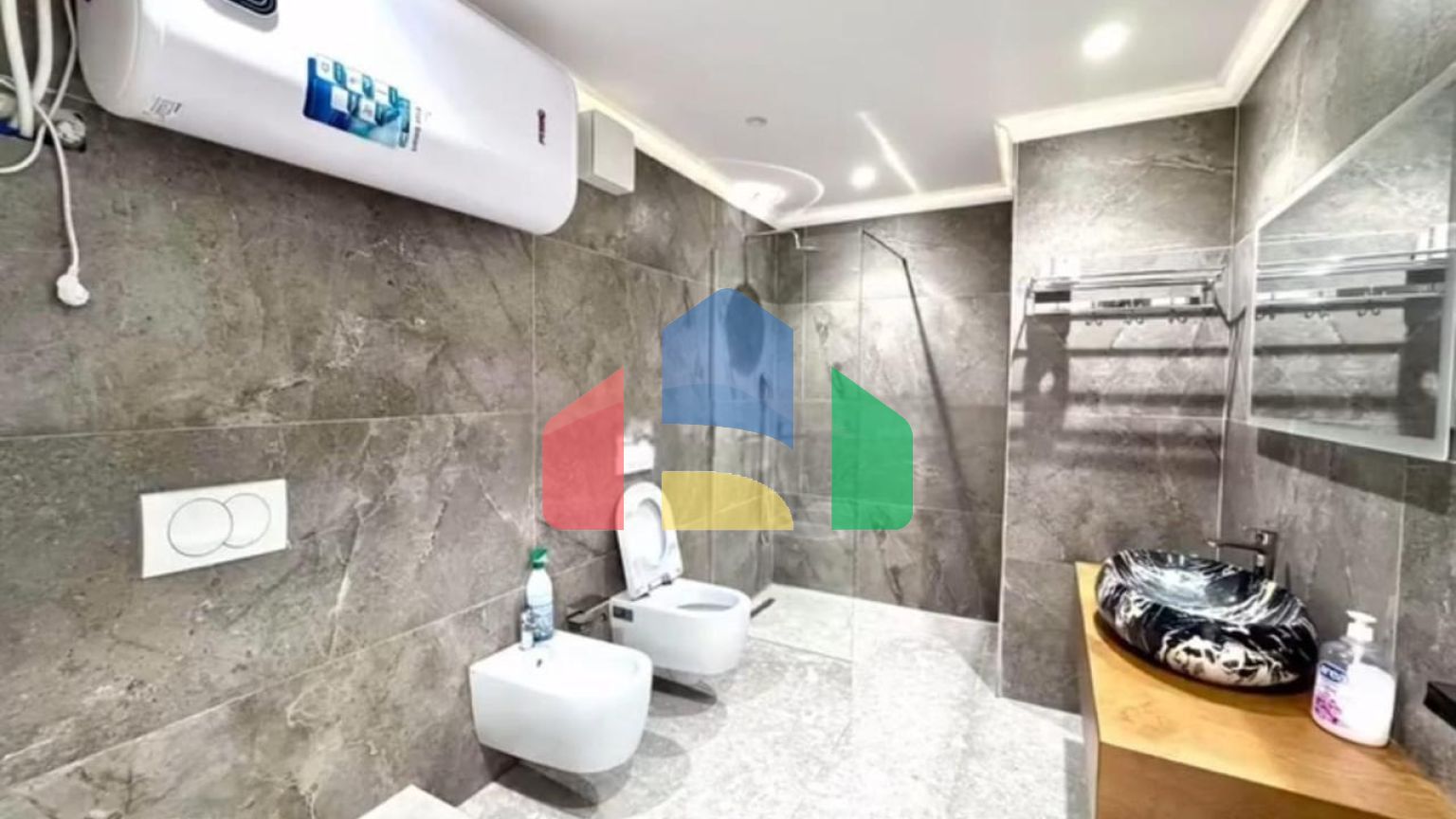 3+1 с терассой, р-н Пляж, 150 м.кв