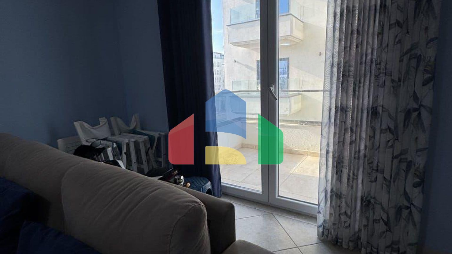 1+1 с видом на море, р-н Черрет, 61 м.кв 