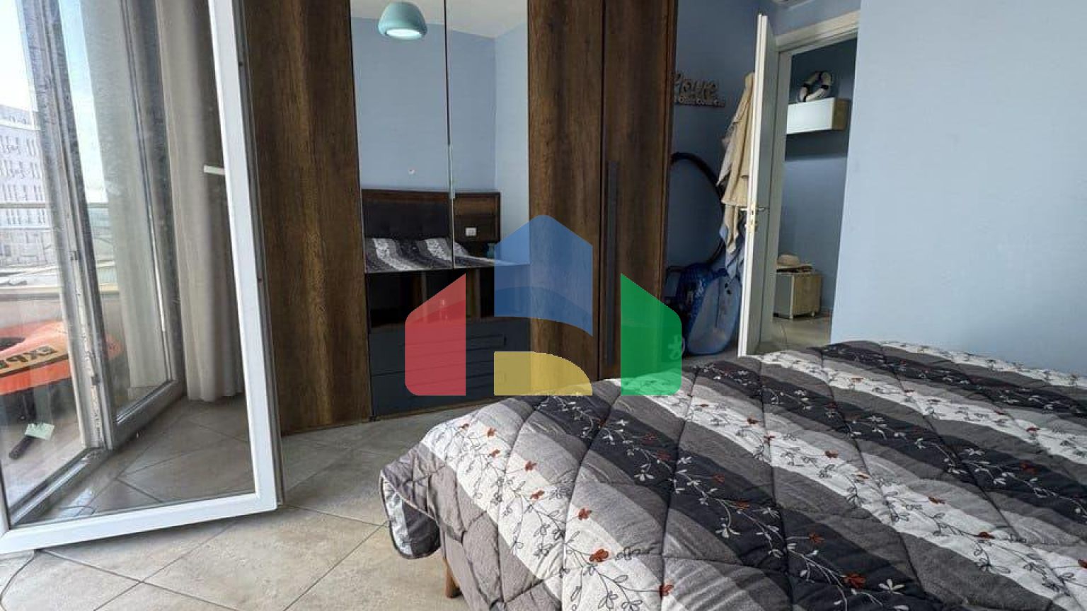 1+1 с видом на море, р-н Черрет, 61 м.кв 