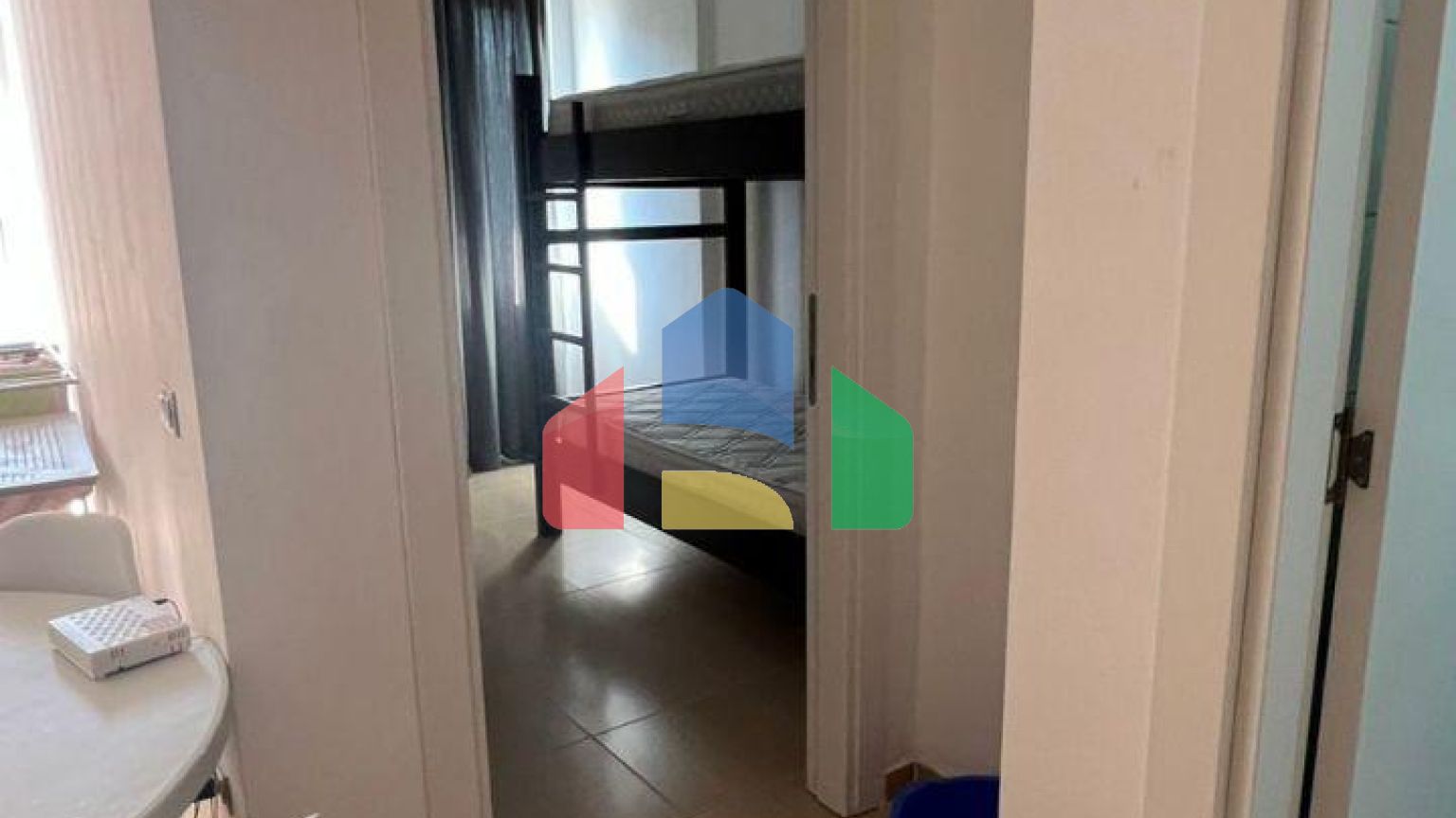 1+1 с балконом, р-н Черрет, 39.33 м.кв 