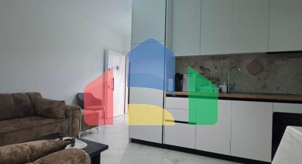 1+1 с ремонтом, Шкемби возле отеля Majestic, 40 м.кв