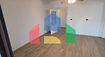 2+1 с двумя балконами, Центр, 85 м.кв