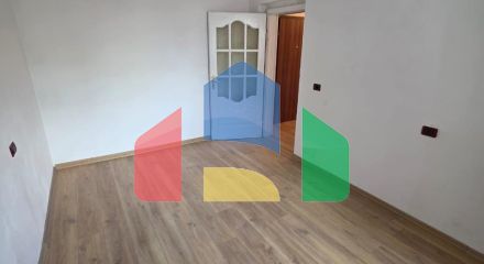 2+1 с двумя балконами, Центр, 85 м.кв