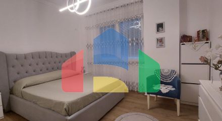 2+1+2 с балконом, р-н Пляж, Illiria, 91 м.кв