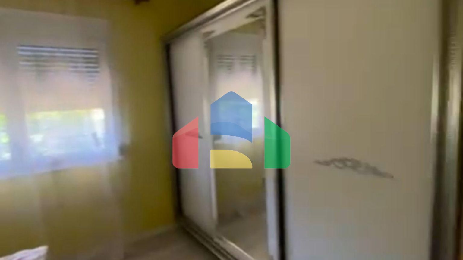 Дом с участком, Пляж, 130 м.кв. и 500 м.кв. земля