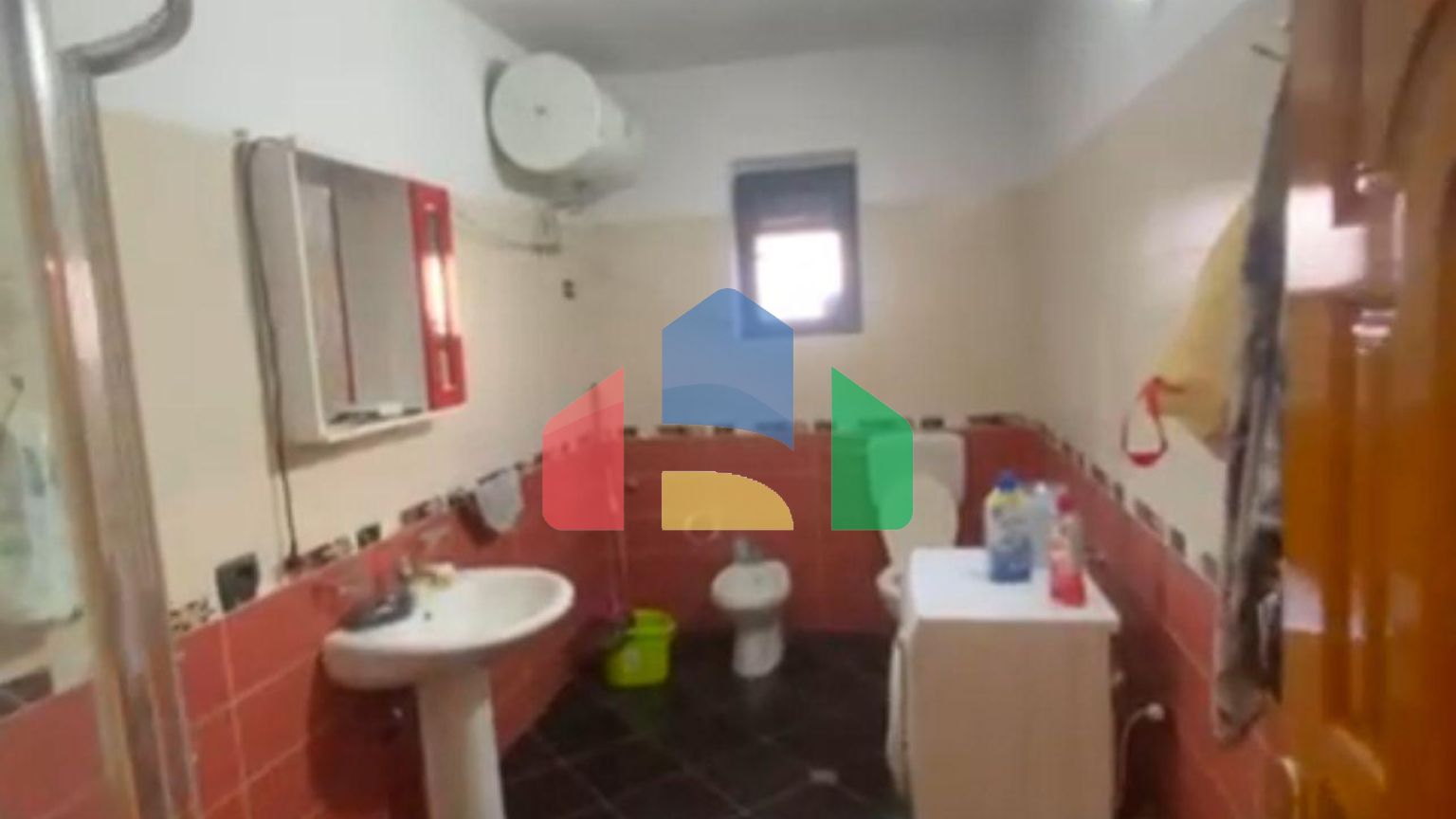 Дом с участком, Пляж, 130 м.кв. и 500 м.кв. земля