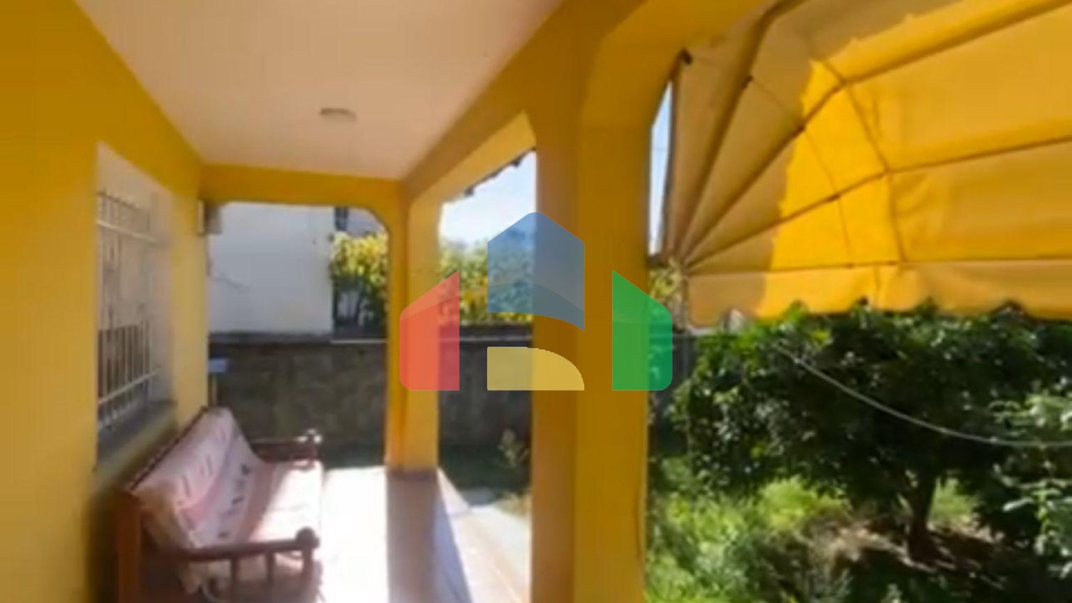 Дом с участком, Пляж, 130 м.кв. и 500 м.кв. земля