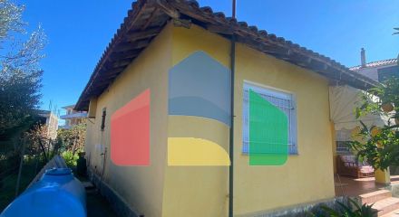 Дом с участком, Пляж, 130 м.кв. и 500 м.кв. земля