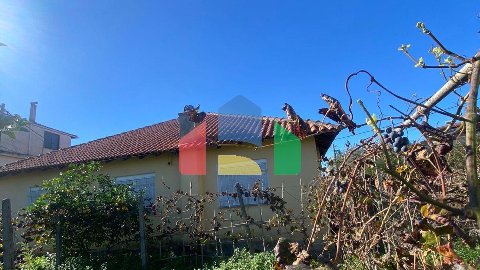 Дом с участком, Пляж, 130 м.кв. и 500 м.кв. земля