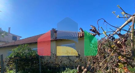 Дом с участком, Пляж, 130 м.кв. и 500 м.кв. земля