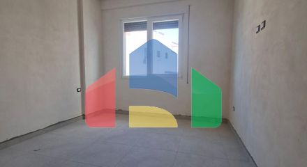 1+1 с балконом, Мали Робит, 62,5 м.кв