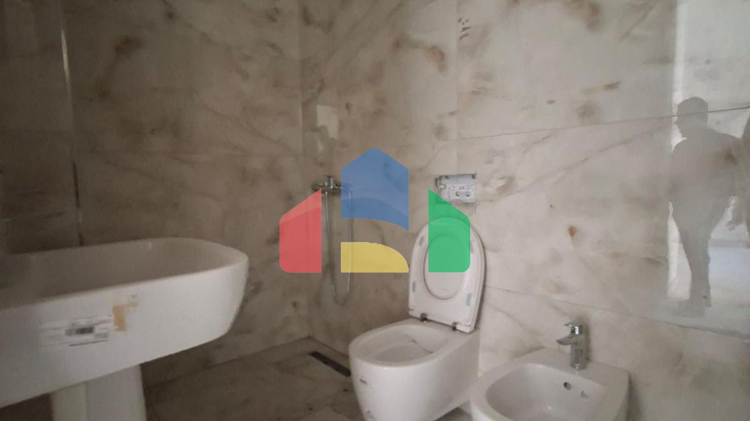 1+1 с балконом, Мали Робит, 62,5 м.кв