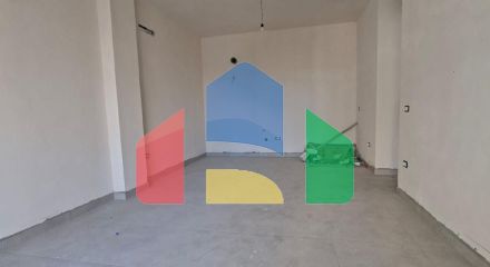 1+1 с балконом, Мали Робит, 62,5 м.кв