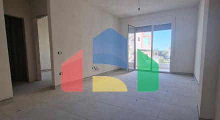 1+1 с балконом, Мали Робит, 62,5 м.кв