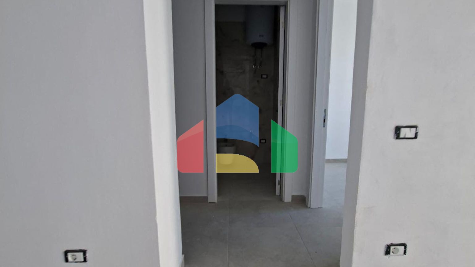 1+1 с балконом, Мали Робит, 62,5 м.кв