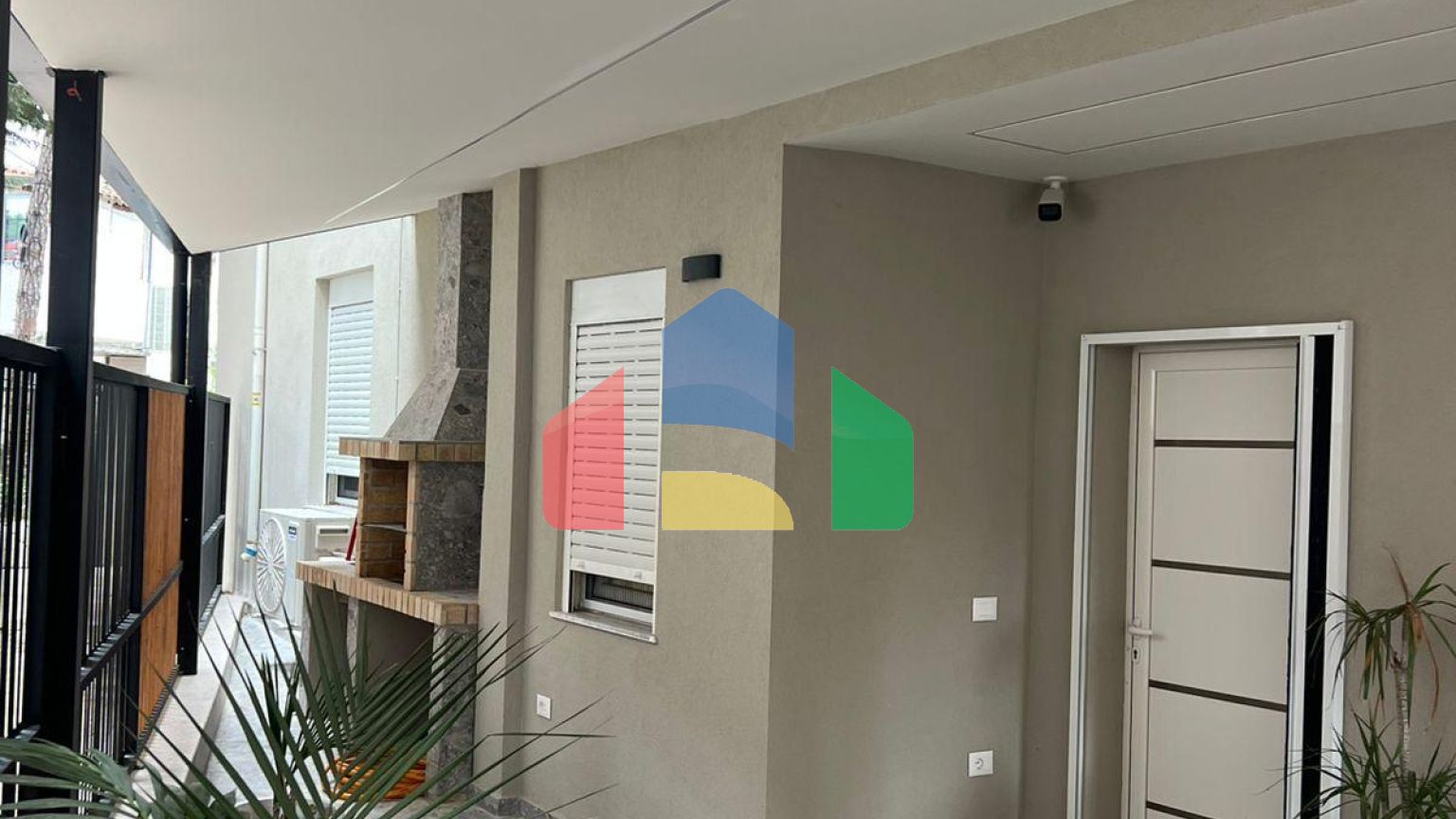 1+1 с террасой 73 м.кв, р-н Голем, 60,7 м.кв