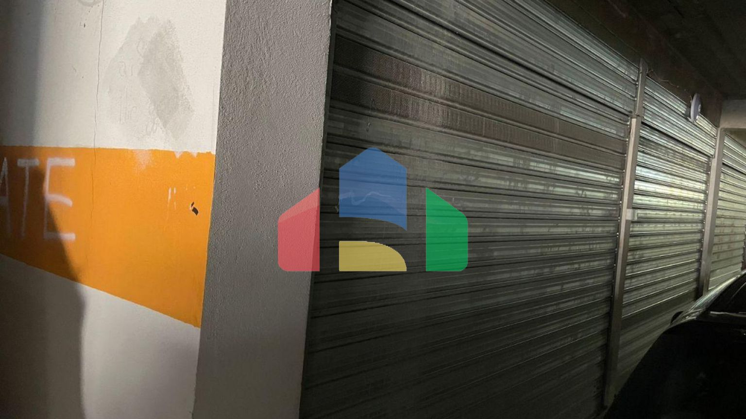 Гараж (подземный паркинг), р-н Черрет, 20 м.кв 