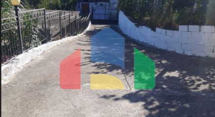 Дом с участком, возле Вилла Зогу, 260 м.кв и 444 м.кв.