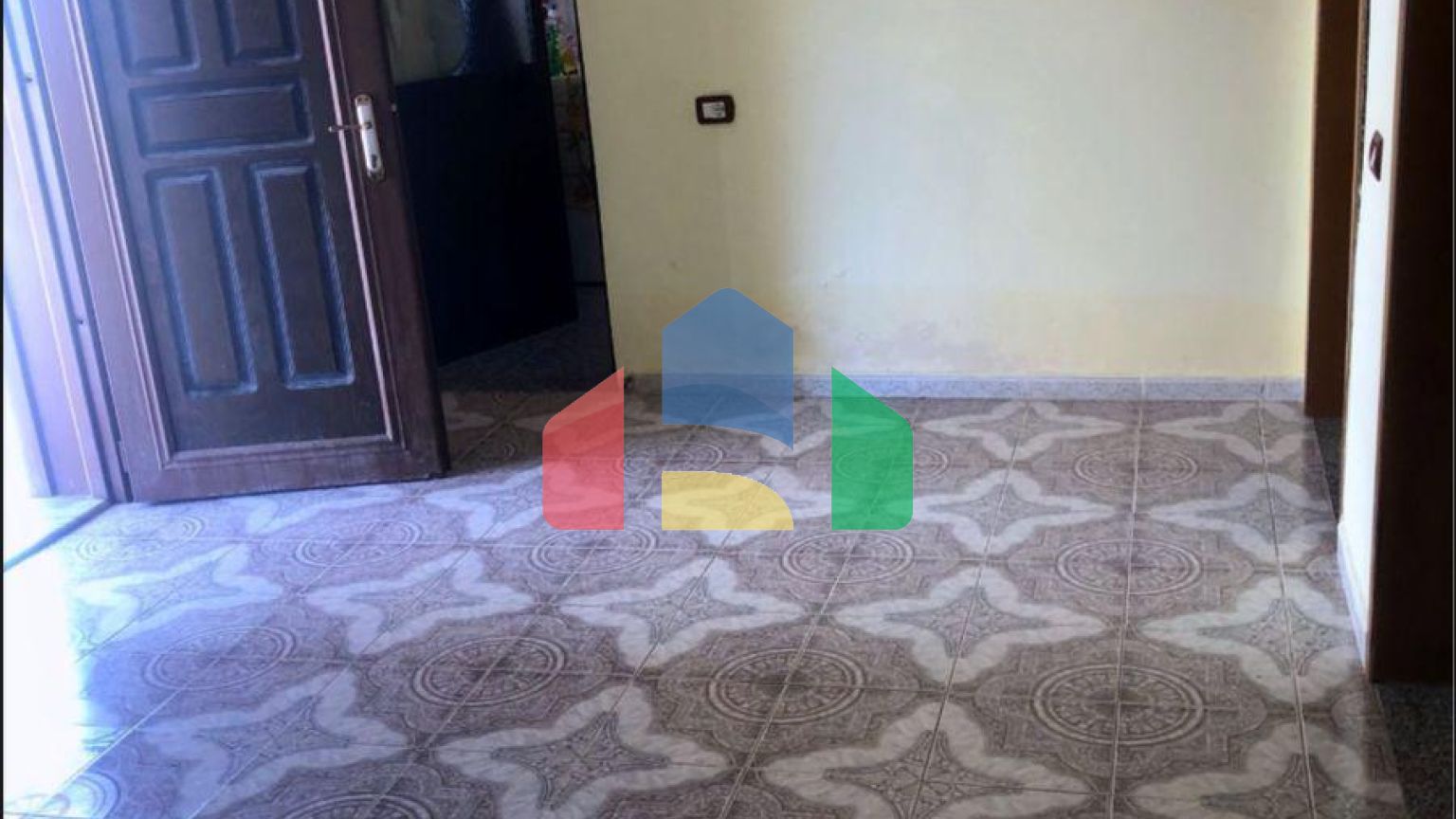 Дом с участком, возле Вилла Зогу, 260 м.кв и 444 м.кв.