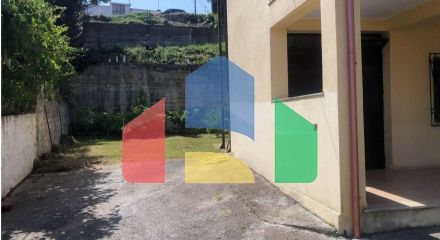 Дом с участком, возле Вилла Зогу, 260 м.кв и 444 м.кв.