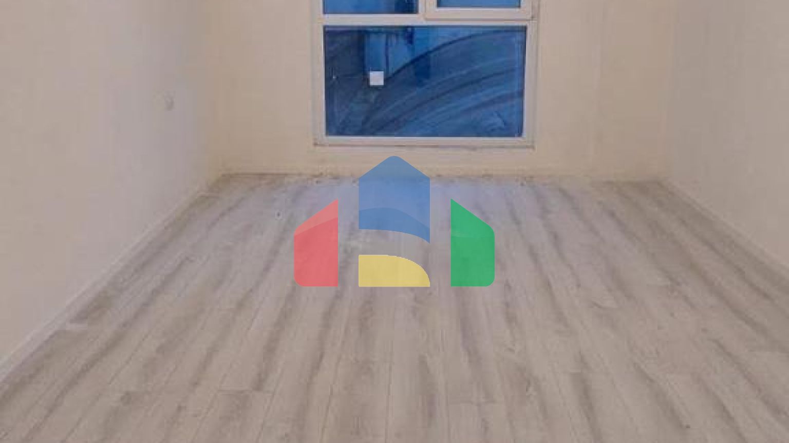 3+1 с балконом, Центр возле Порта, 125 м.кв