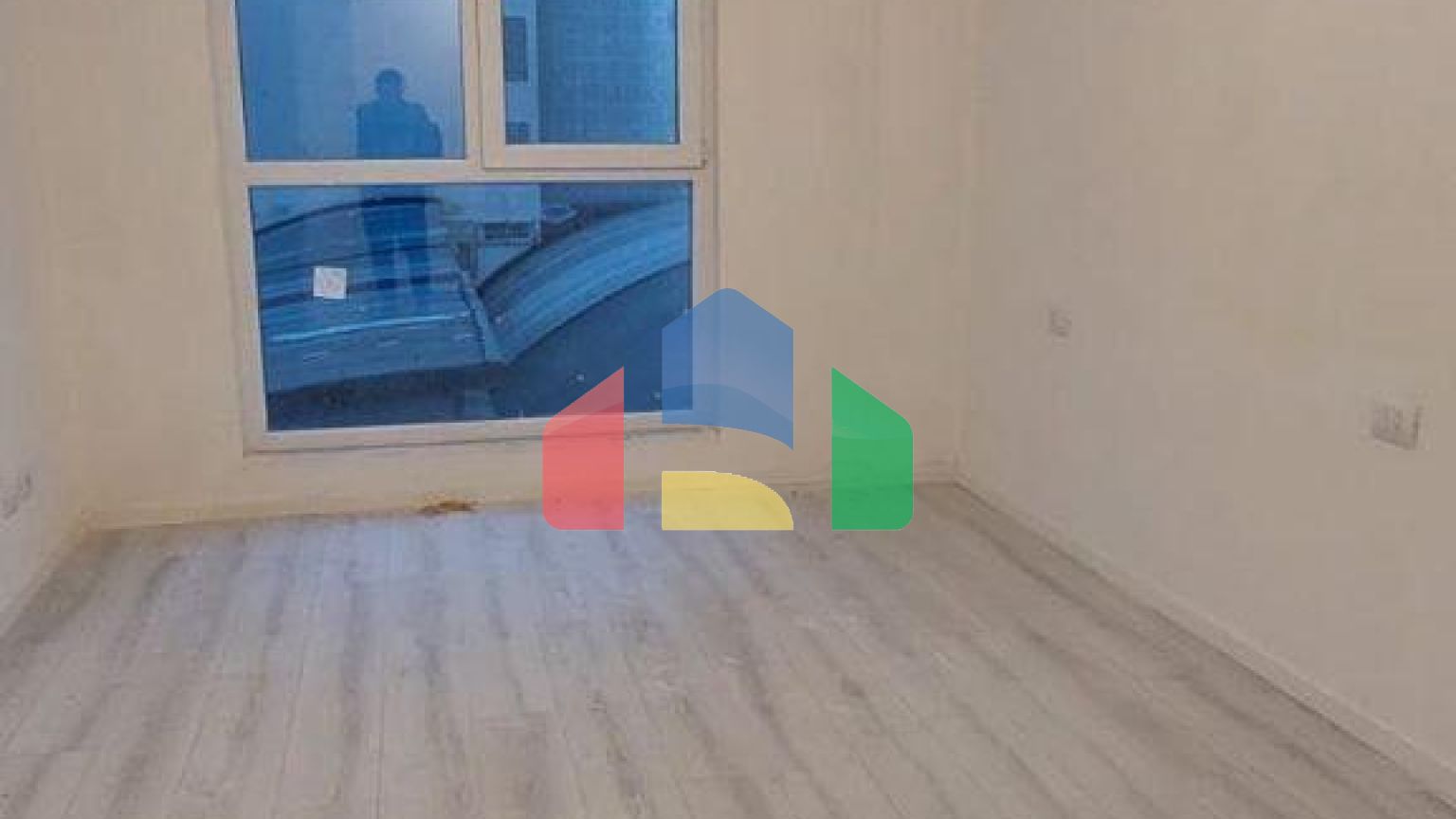 3+1 с балконом, Центр возле Порта, 125 м.кв