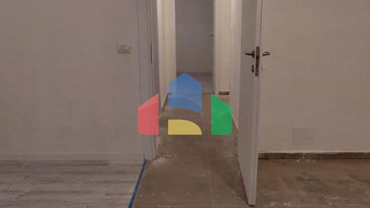 3+1 с балконом, Центр возле Порта, 125 м.кв