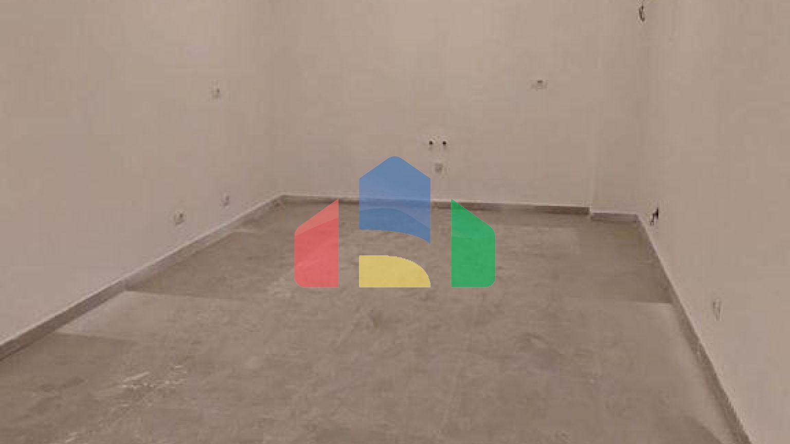 3+1 с балконом, Центр возле Порта, 125 м.кв