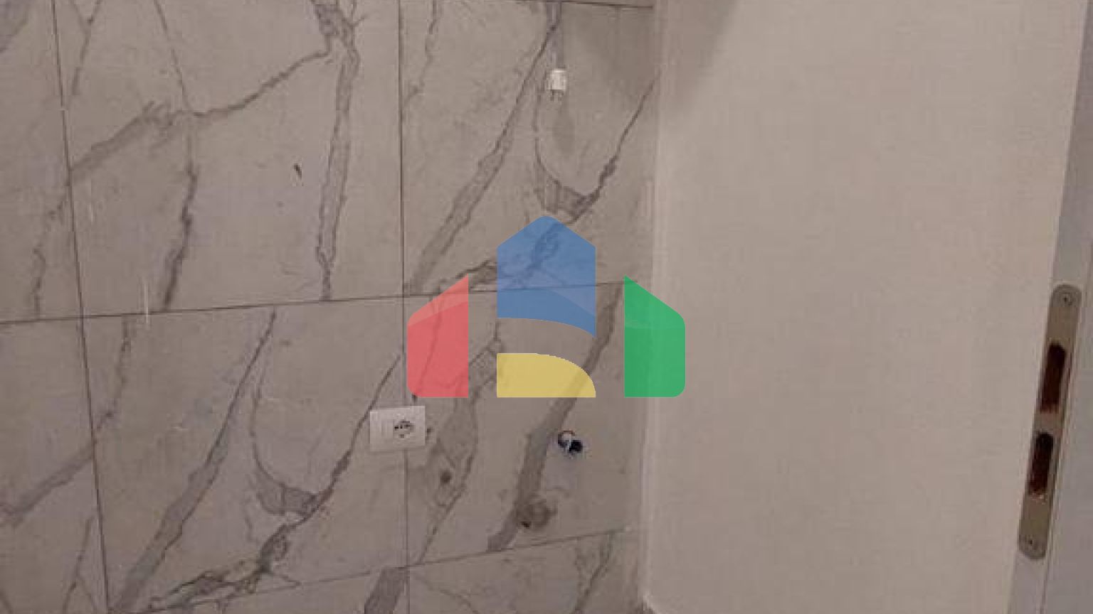 3+1 с балконом, Центр возле Порта, 125 м.кв