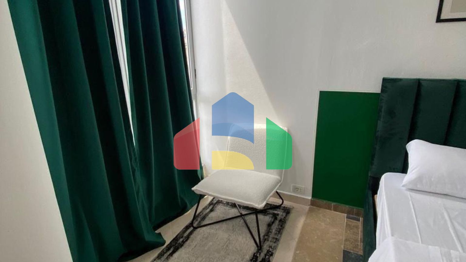 Студия полностью укомплектованая, район Пляж, 35.8 м.кв