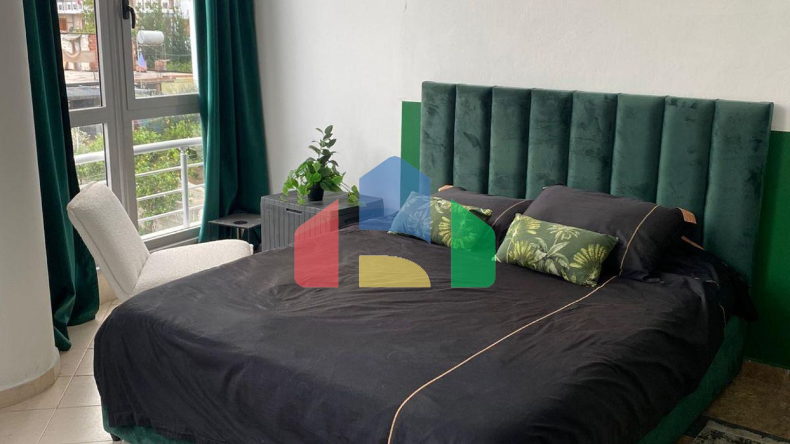 Студия полностью укомплектованая, район Пляж, 35.8 м.кв