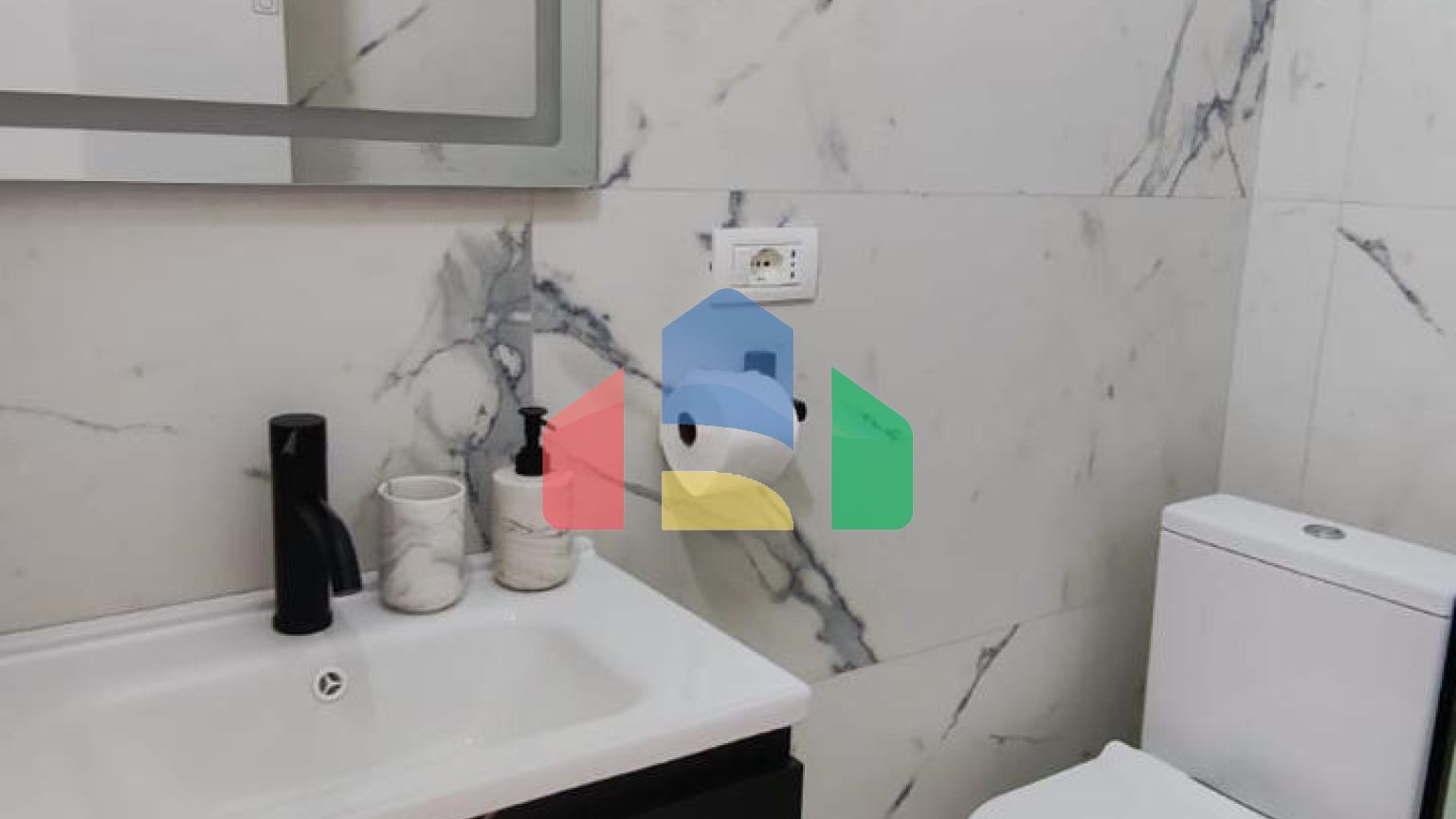 Студия полностью укомплектованая, район Пляж, 34 м.кв