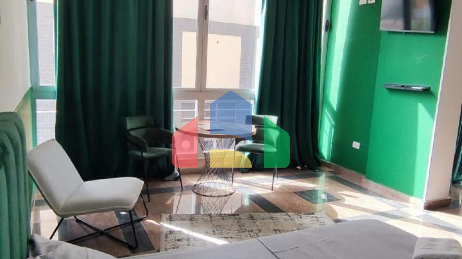 Студия полностью укомплектованая, район Пляж, 34 м.кв