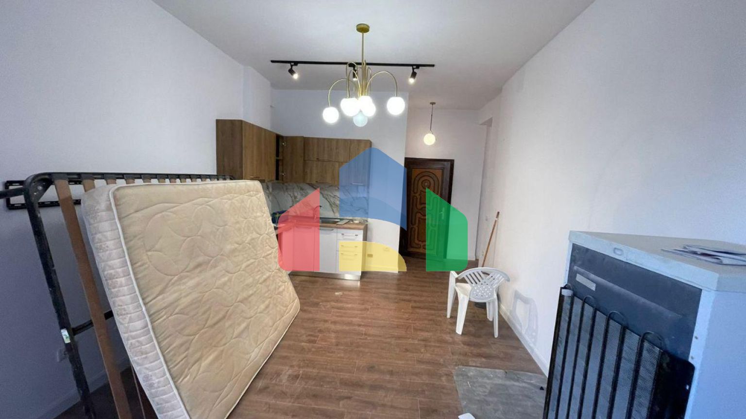 1+1 с балконом, район Пляж возле Diambe, 56 м.кв