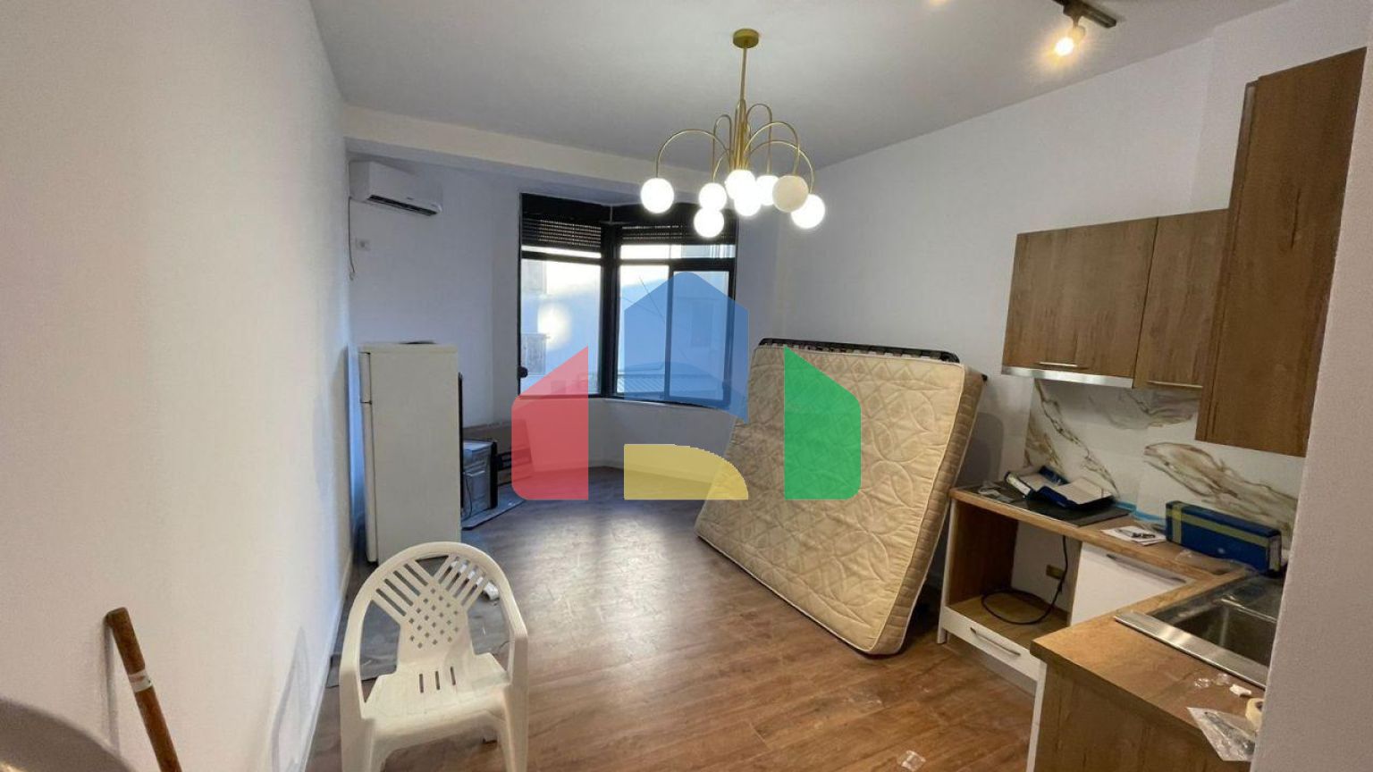 1+1 с балконом, район Пляж возле Diambe, 56 м.кв