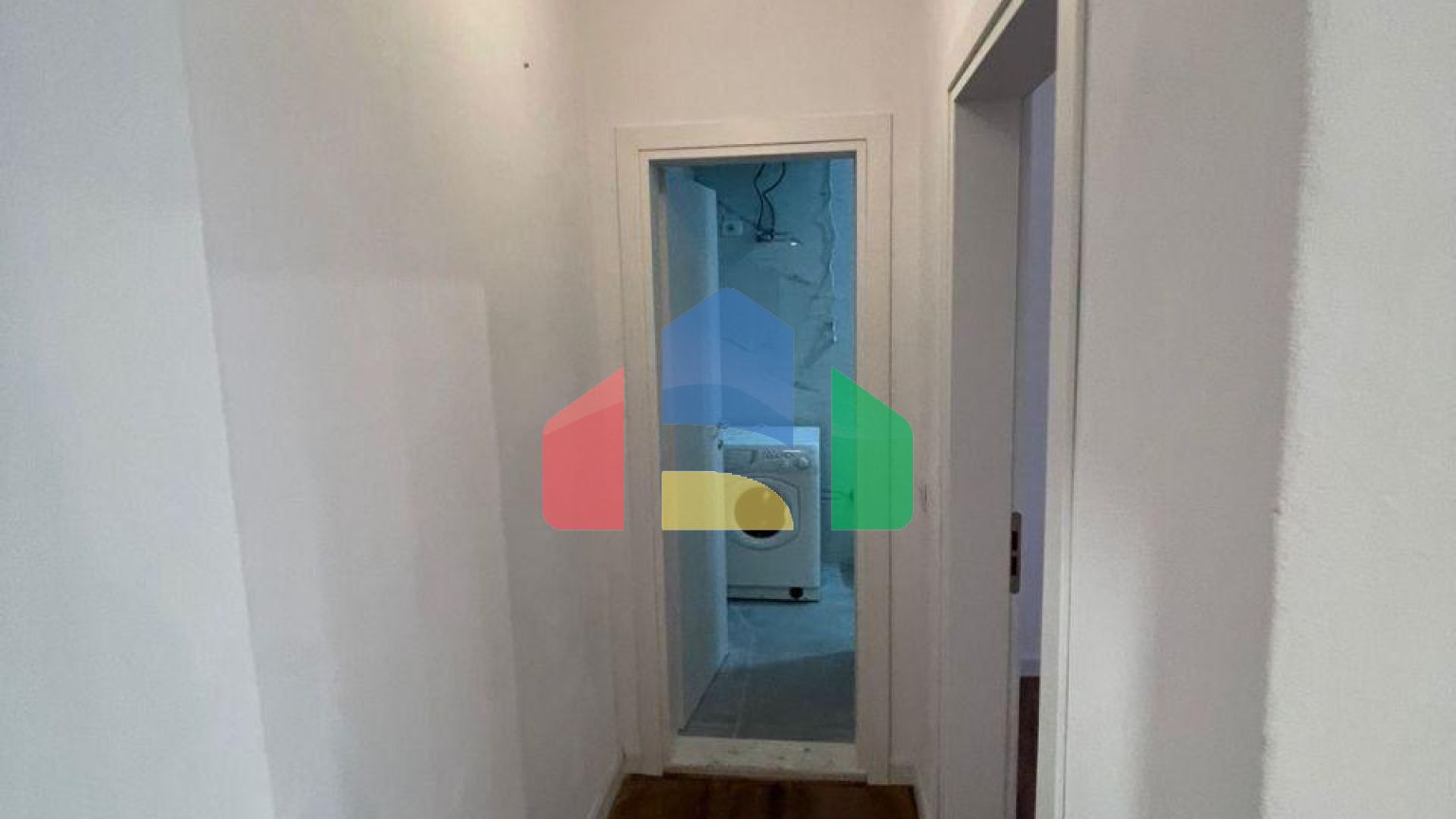 1+1 с балконом, район Пляж возле Diambe, 56 м.кв