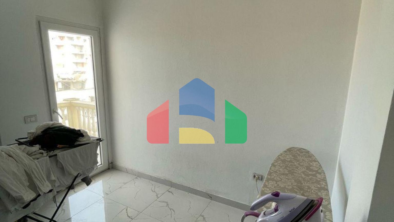 2+1 с балконом, р-н Шкемби в доме Колизей, 143 м.кв