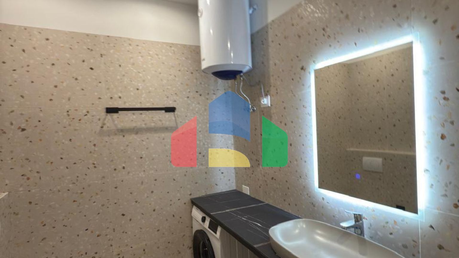 2+1 с террасой, р-н Волга, 95 м.кв + 30 м.кв