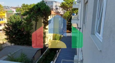 2+1 с балконом, р-н Голем, 104 м.кв