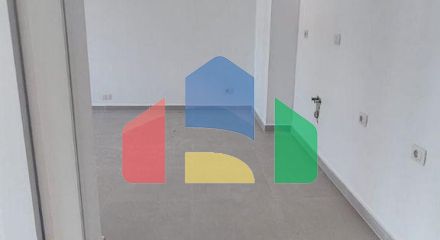 2+1 с балконом, р-н Голем, 104 м.кв