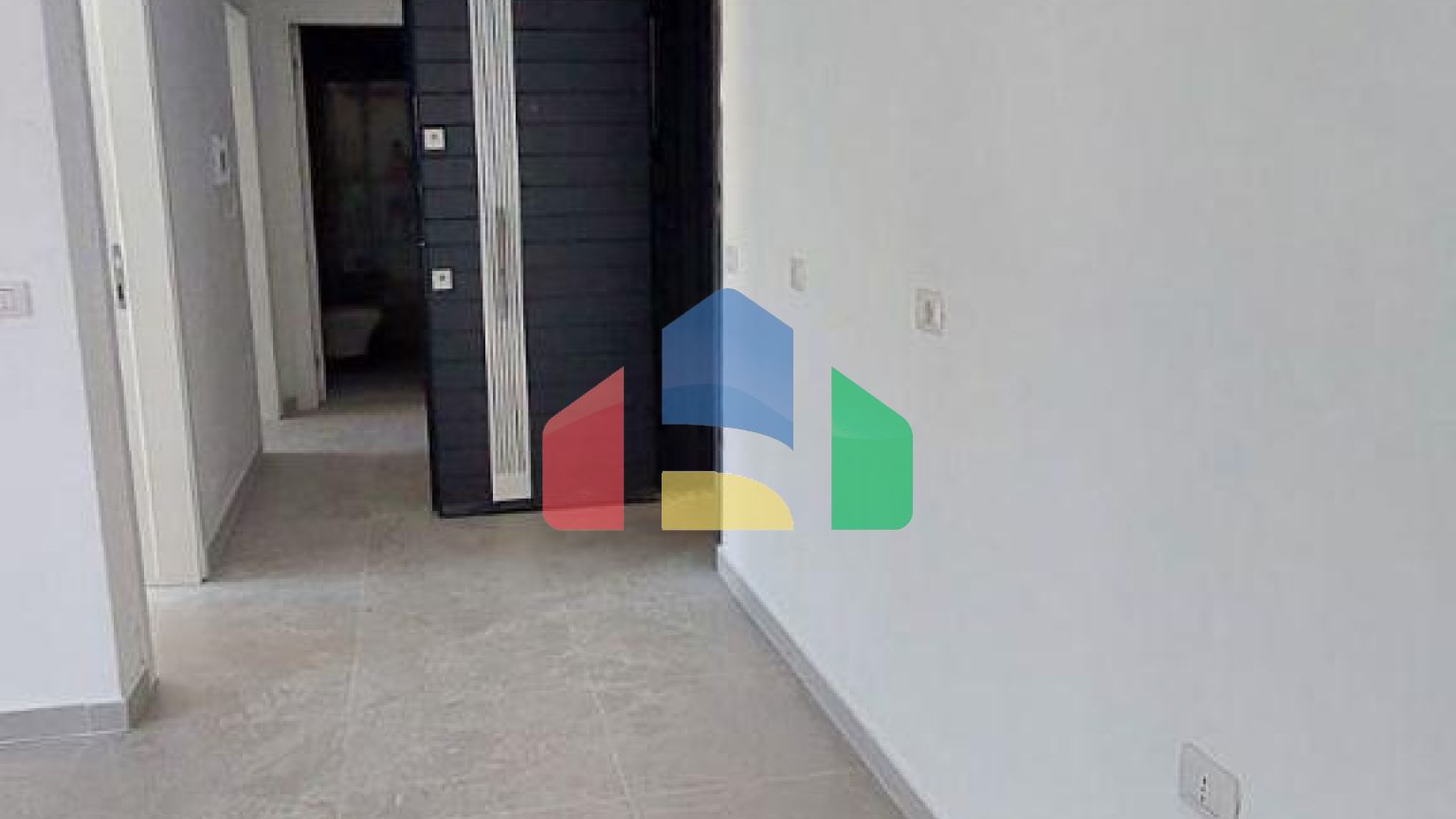 2+1 с 2 санузлами, р-н Голем, 94 м.кв