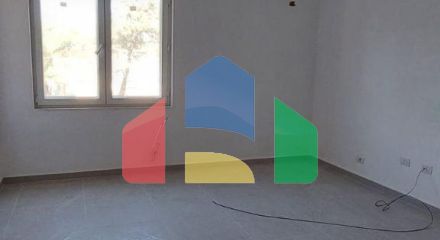 2+1 с 2 санузлами, р-н Голем, 94 м.кв