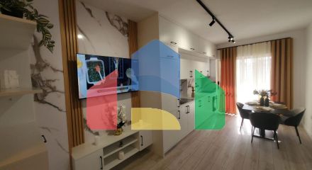 1+1 с ремонтом, р-н Пляж, 55 м.кв