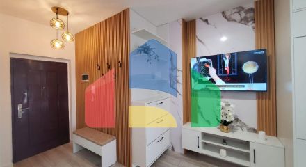 1+1 с ремонтом, р-н Пляж, 55 м.кв