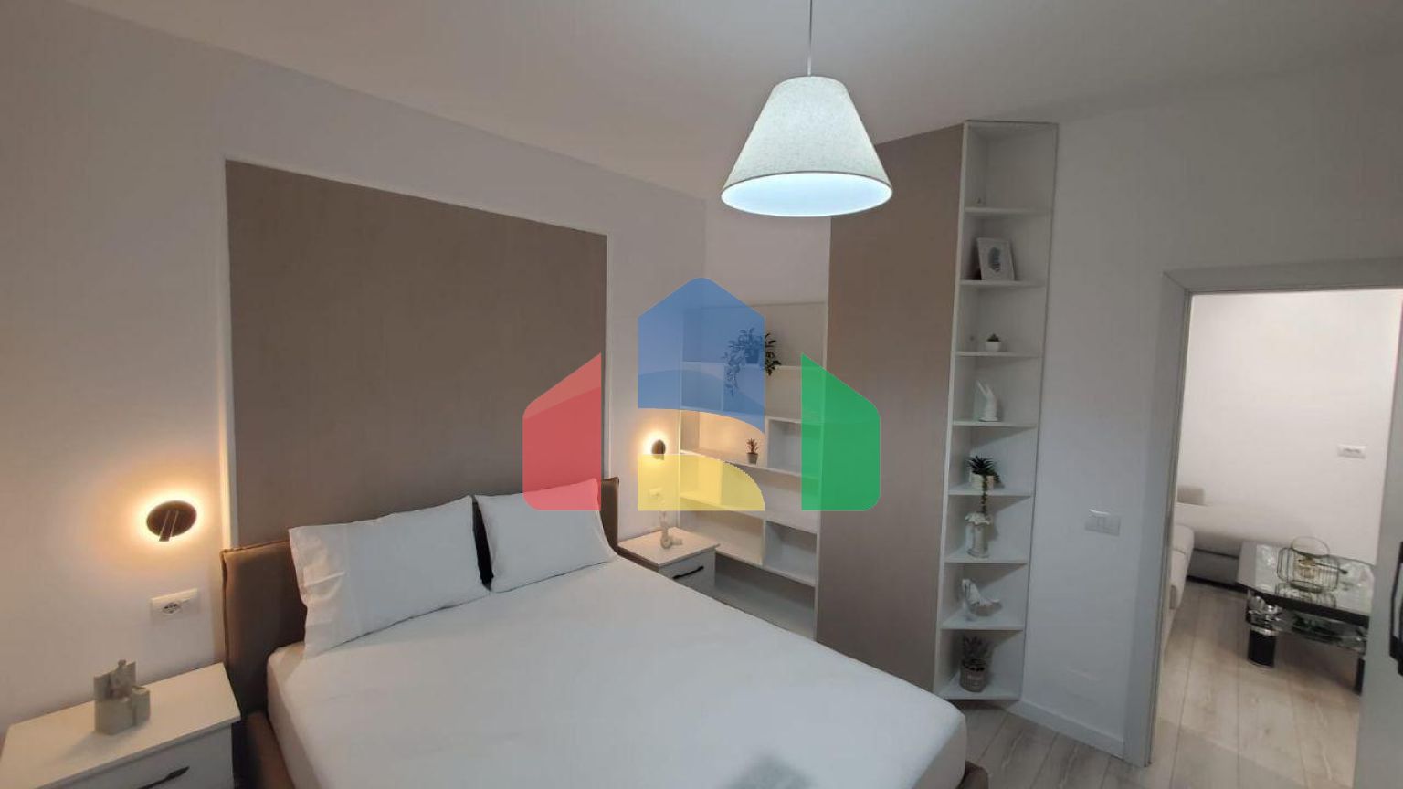 1+1 с ремонтом, р-н Пляж, 55 м.кв